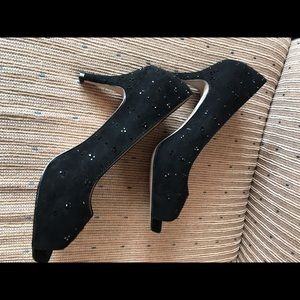 Luxe by Carmen Marc Valvo Black Beaded Heel